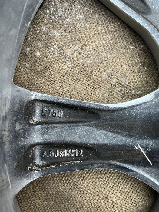 Продаю Титани р 16