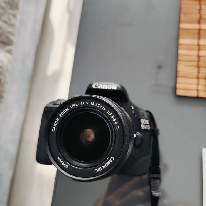 Aparat Canon EOS 550D
