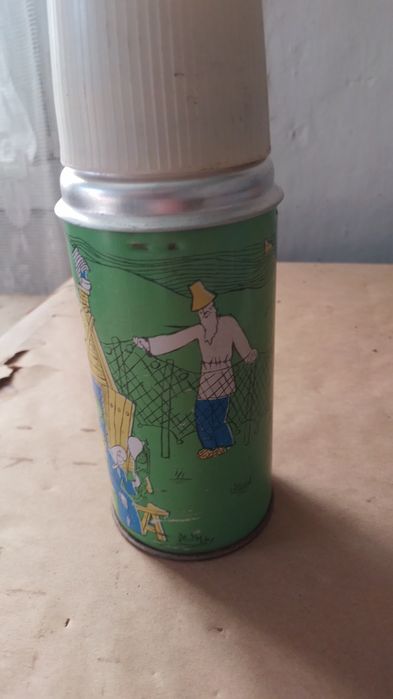 Радянський дитячий термос
