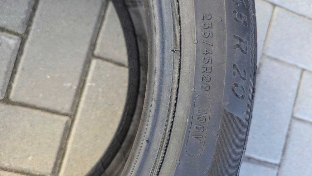 Шини 235/45 R20 100v Michelin Primacy 4