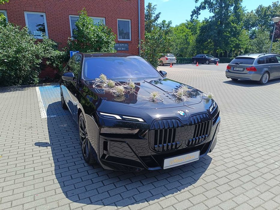 Auto do ślubu BMW 7 Transport VIP z kierowcą