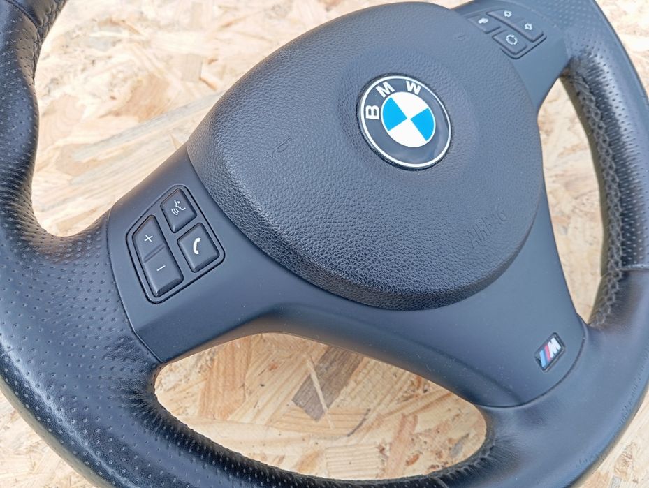 Kierownica M pakiet kompletna poduszka BMW e81 e82 e87 e90 e91 e92 e93