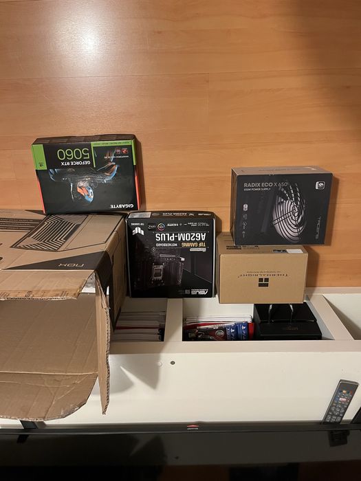 Pc gaming Rtx 5060 ddr5 ryzen 5