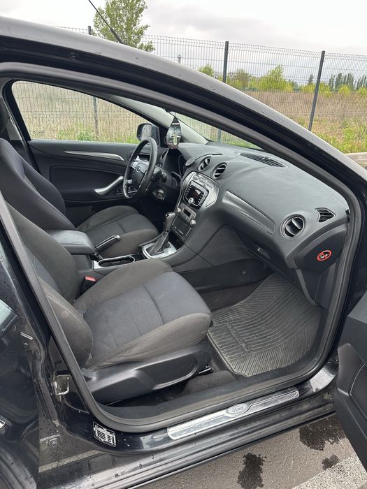 Ford Mondeo Mk4 2,3 AT