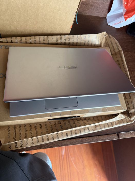 Asus vivobook X512D