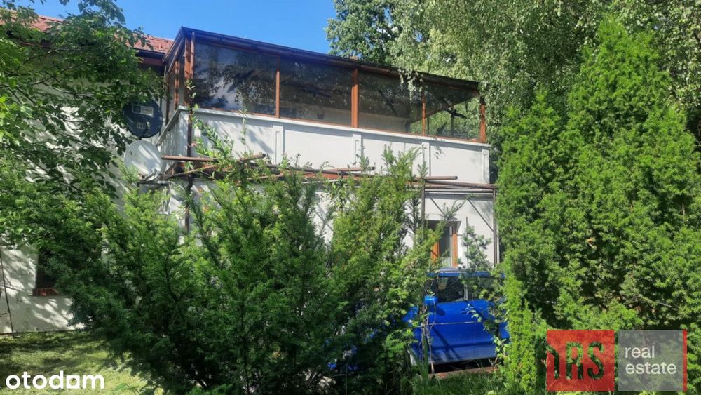 Duża działka z domem blisko lasu