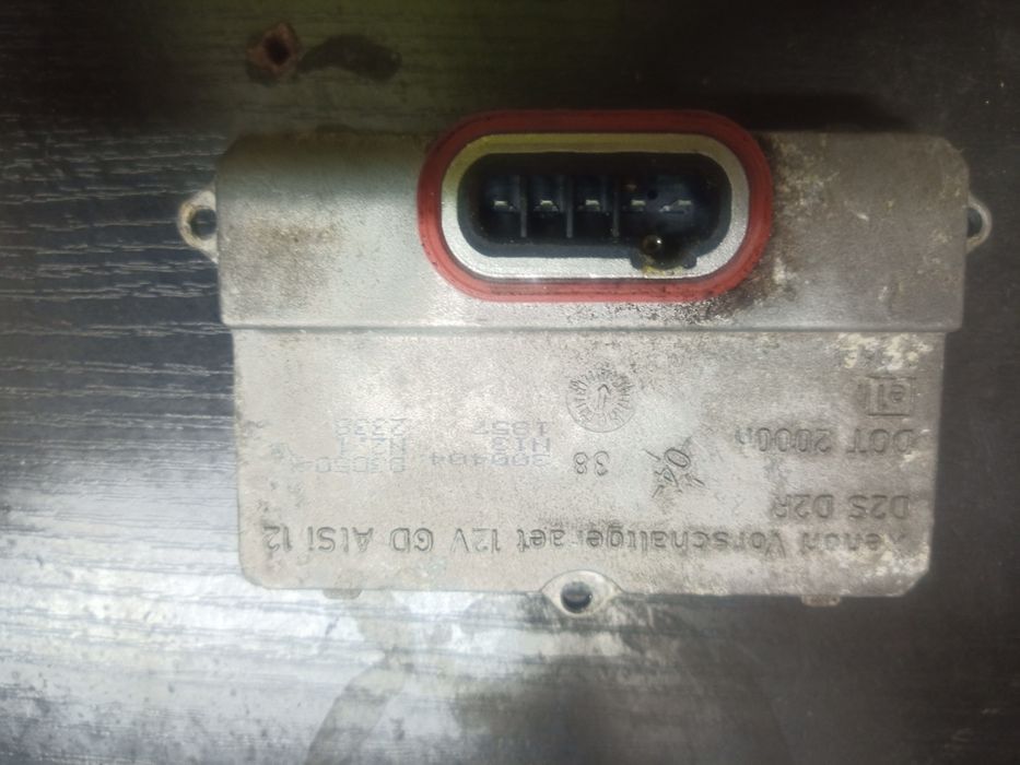 Komplet lamp BMW E60 bi-Xenon skrętny Europa