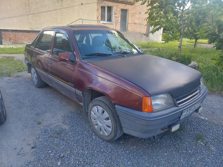 (не на ходу) Opel Kadett 1.4 моноінжектор 1991р