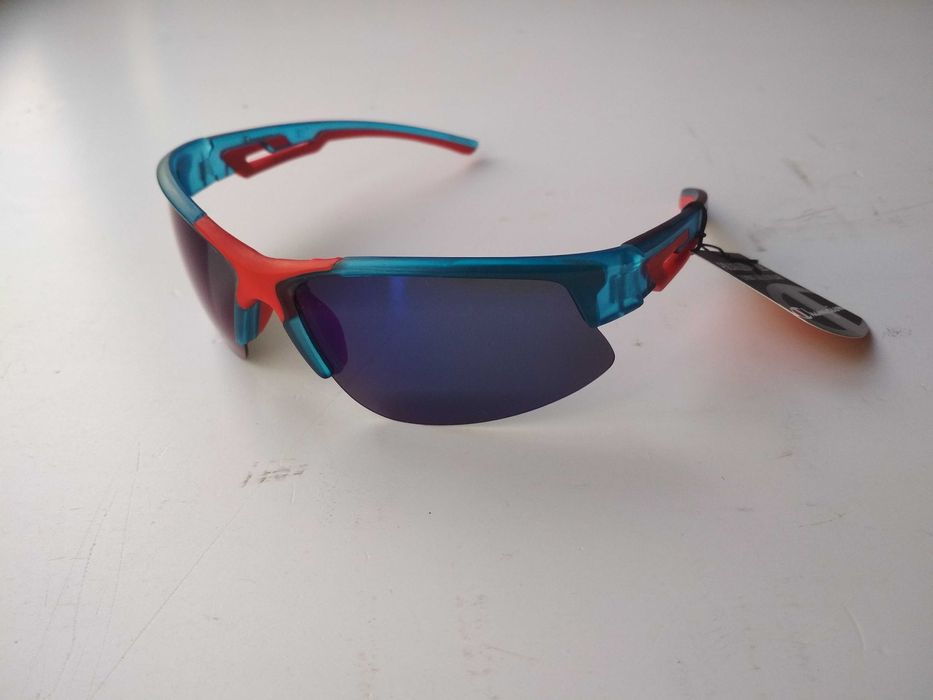 Солнцезащитные очки Champion Polarized поляризационные линзы