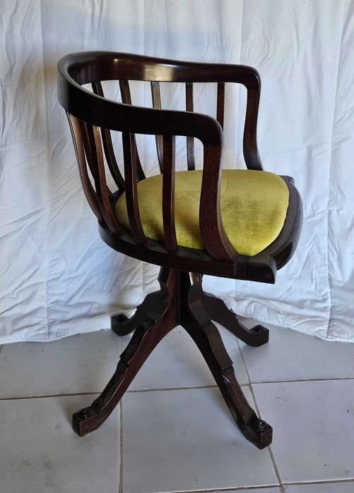 Cadeira Rotativa com braços Vintage