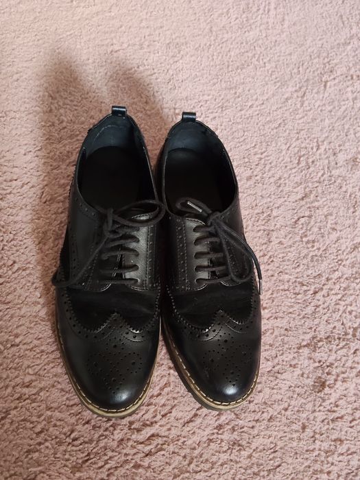 Buty damskie eleganckie czarne oksfordki graceland