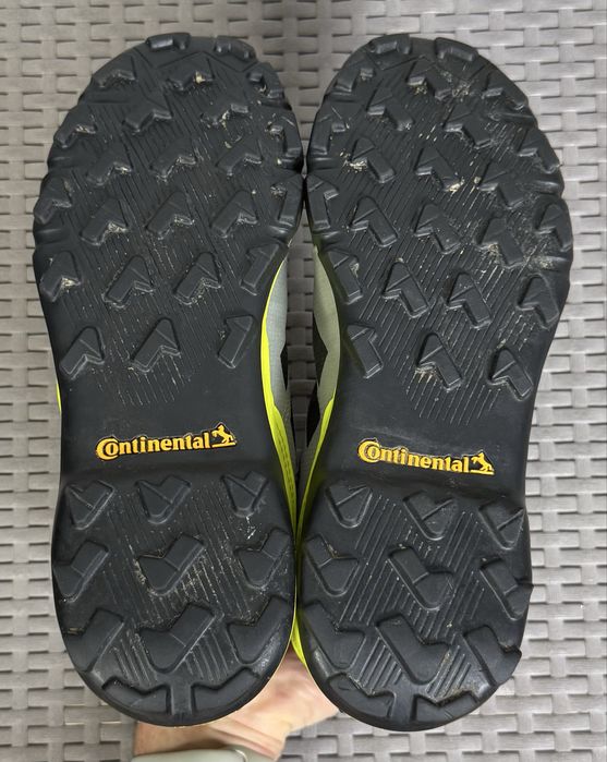 Adidas Terrex gore-tex кроссовки полуботинки 39 размер трекинговые