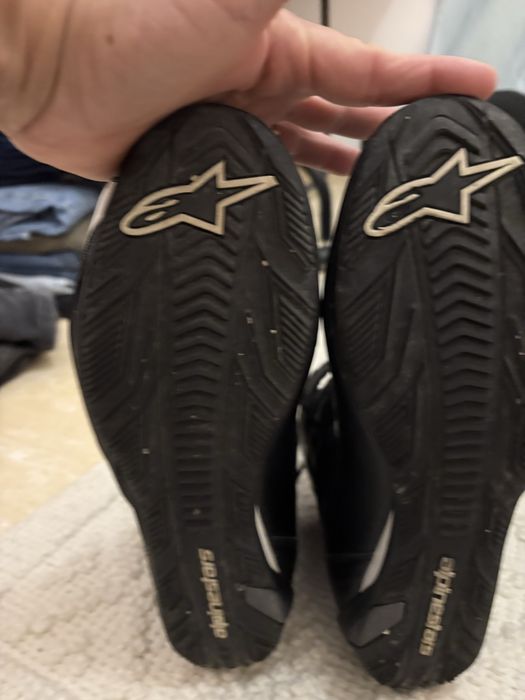 Bota Alpinistars