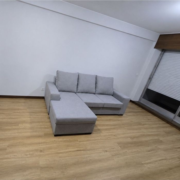 Sofá chaise loung reversivel novo