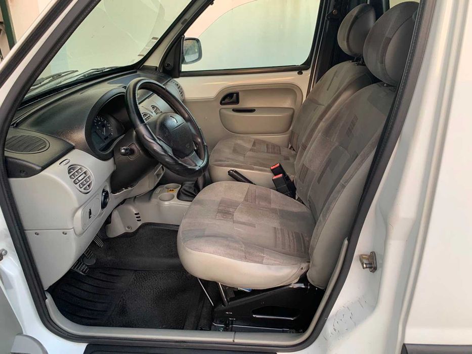 Renault Kangoo 1.5 dci Muito Estimada/Pronta a trabalhar