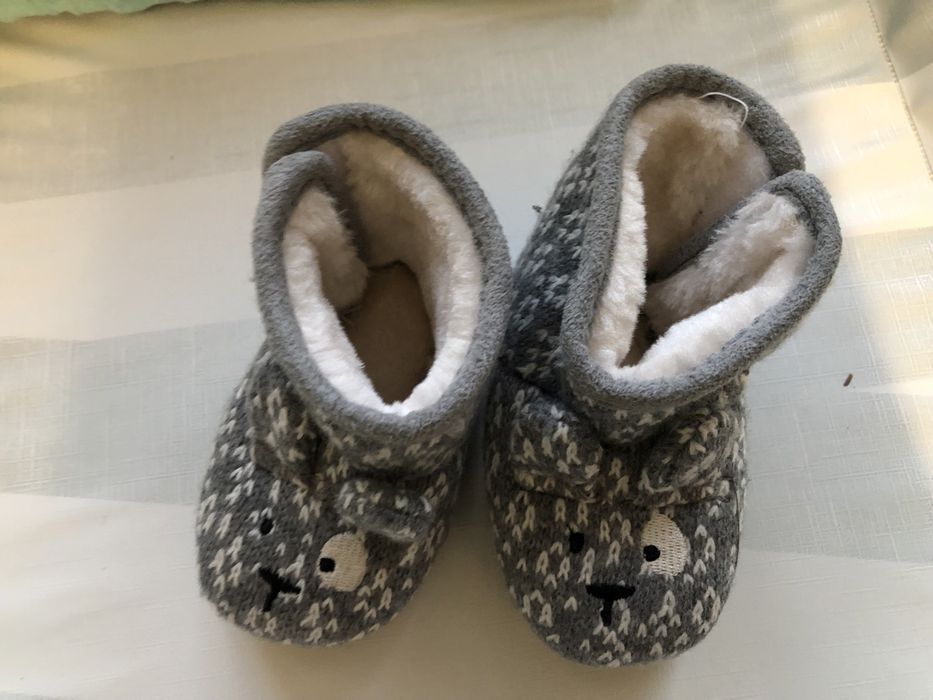 Ciepłe buty niemowlęce niechodki 3-6 miesięcy