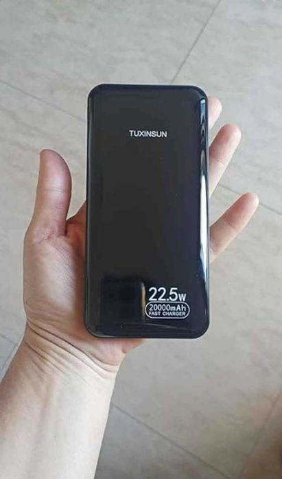 Power bank de carregamento rápido ( novo com garantia)