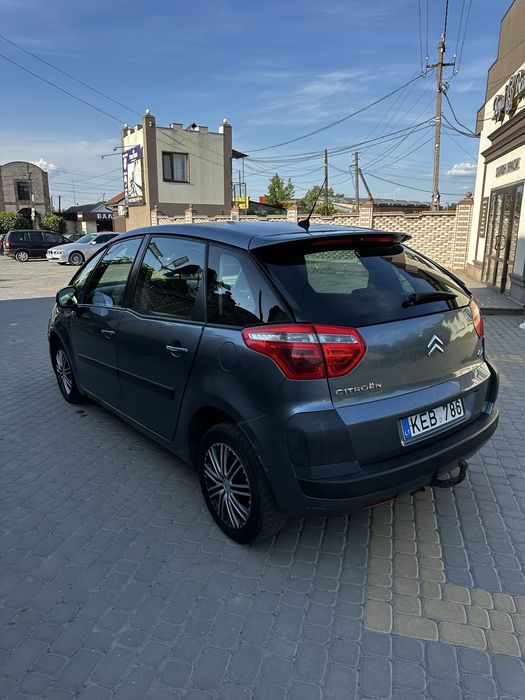 Citroen c4 picasso 2008рік 1.6hdi сів поїхав авто в Україні