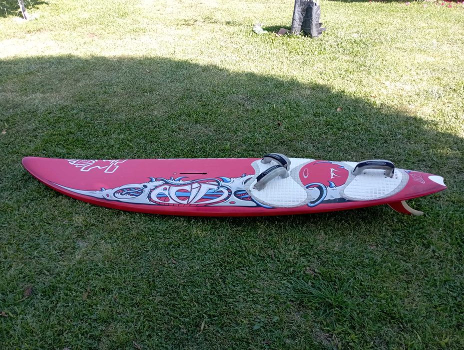 Prancha de windsurf Starboard 77 L