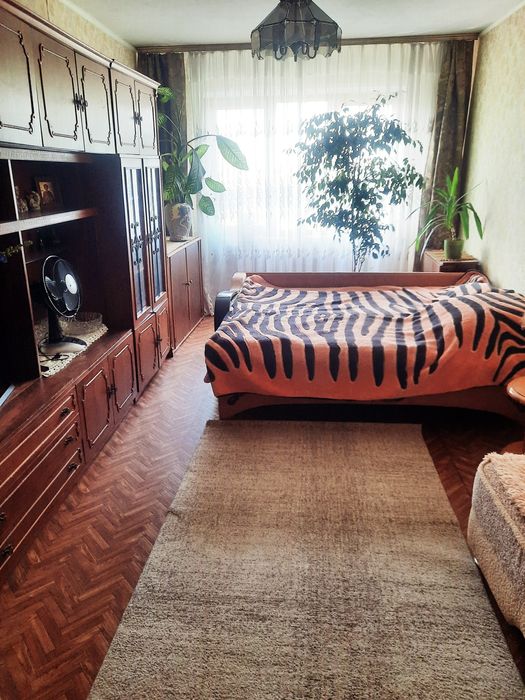 Сдам  комнаты посуточно от хозяйки. 350 гр. Центр! .