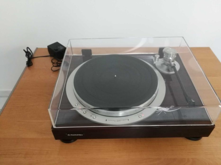 Gramofon Pioneer PL-30LII