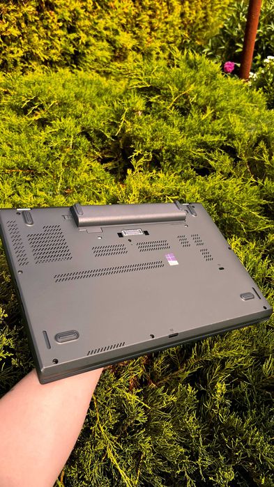 Lenovo ThinkPad T560 i5-6300U 8GB DDR3 Без SSD 15.6"