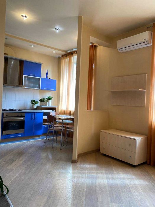 Продам квартиру в исторической части города, ул. Чернышевского 21