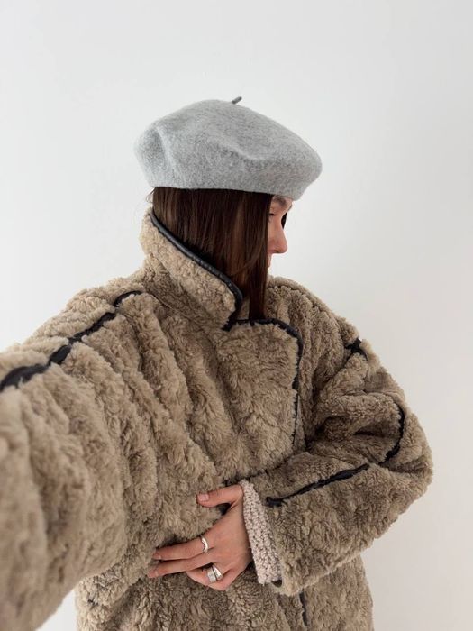 сірий берет Monki