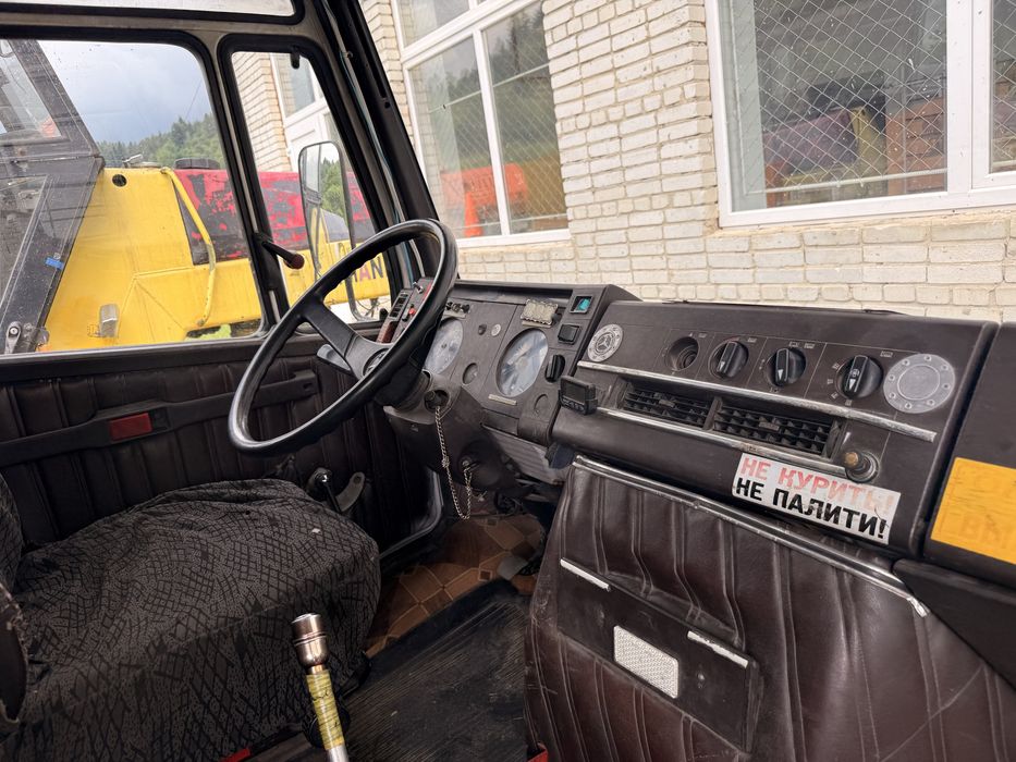 Mercedes 609D ідеальний стан