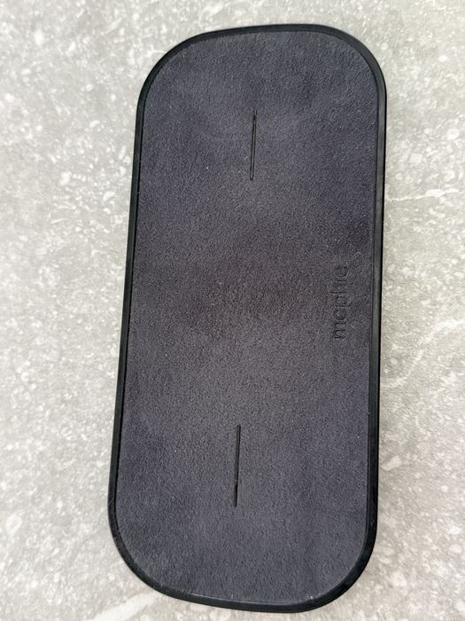 Podwójna ładowarka indukcyjna Mophie