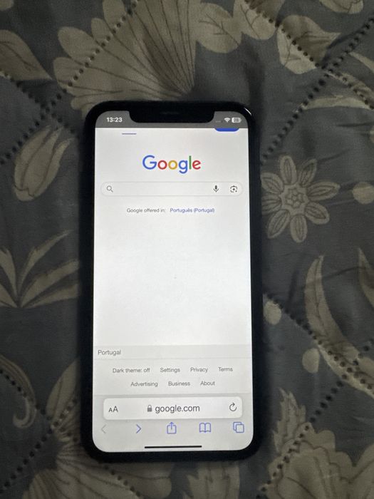 Iphone 11 com carregador