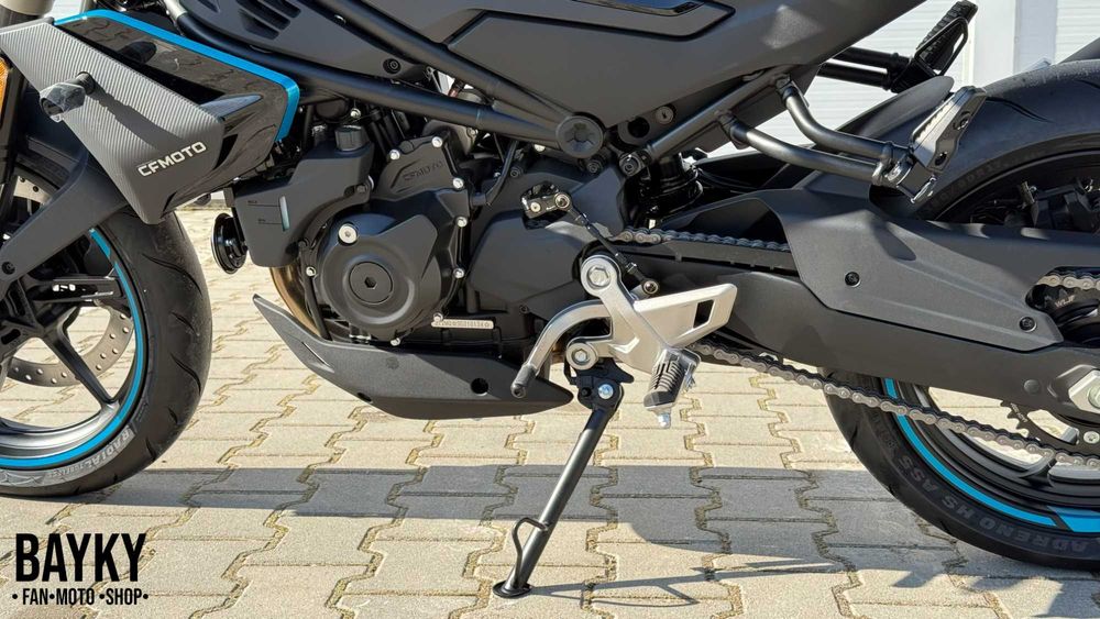 Мотоцикл CFMOTO 450NK