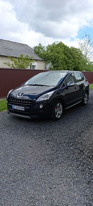 Пежо 3008 1,6 бензин