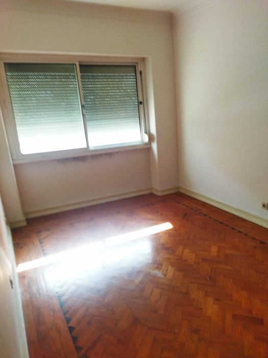 Arrendamento Apartamento T3 junto das Torres de Lisboa