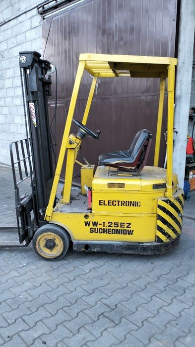 Sprzedam wózek widłowy elektryczny Suchedniów.
