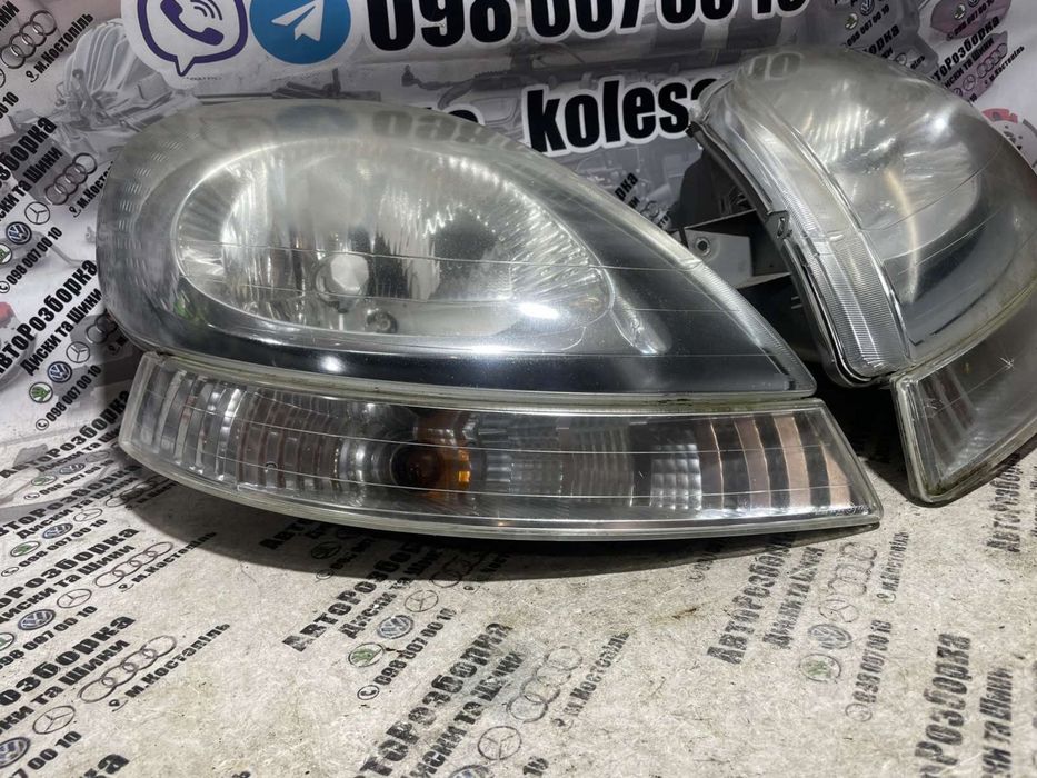 Фари Фара Opel Vivaro Renault Trafic Nissan Primastar 2001-2006
