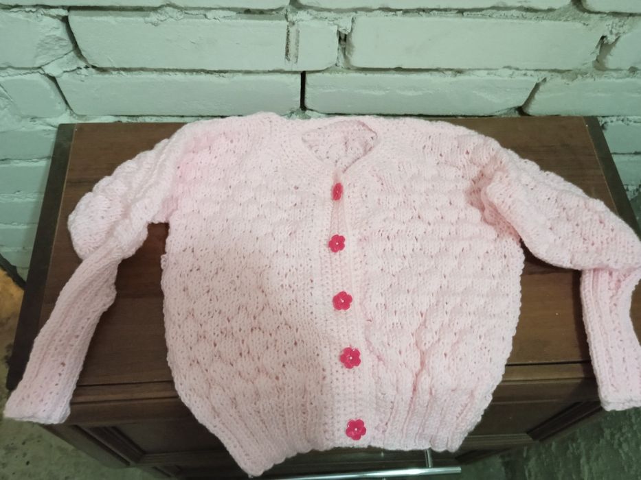 Sweter dziewczęcy, nowy, rękodzieło