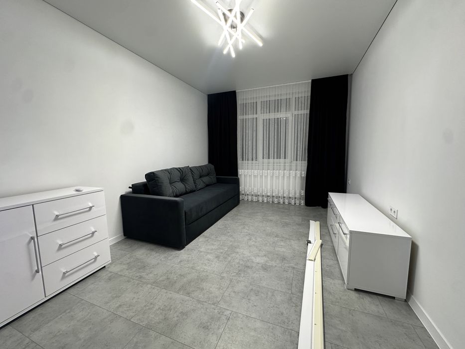 Оренда великої 2-х кімнатної,світло не вимикають