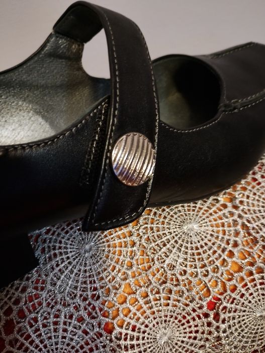 Buty damskie rozmiar 40 skórzane