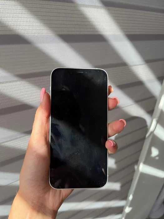 iPhone 12 128GB biały