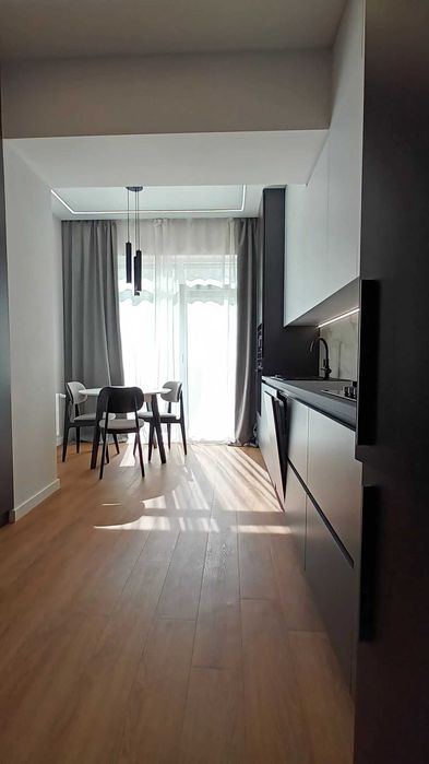 Продам 2к квартиру з дизайнерським ремонтом + техніка, 64 м², вул. Івасюка, Трускавець