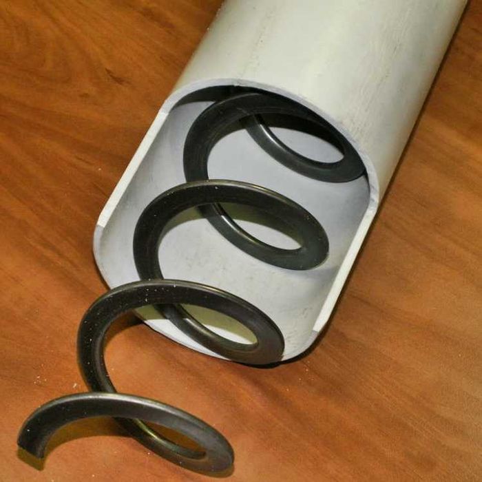 шнек гнучкий спіральний 69мм для труби 90 мм спіраль