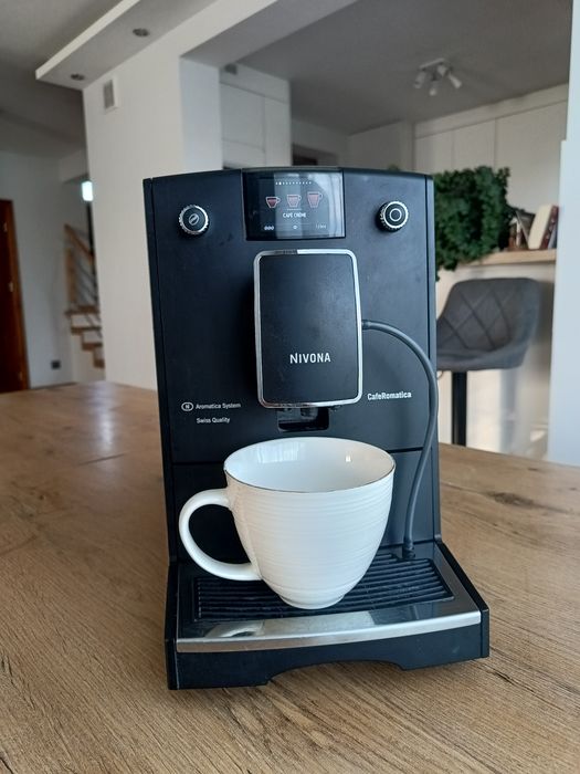 Ekspres ciśnieniowy Nivona CafeRomatica NICR 759 - Stan BDB / Po Serwisie / Bluetooth