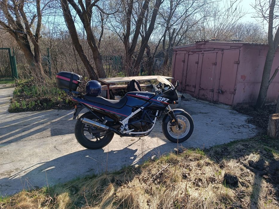 Kawasaki GPZ 500s