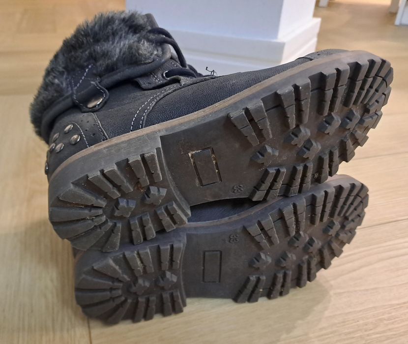 Skórzane zimowe buty LASOCKI YOUNG 33