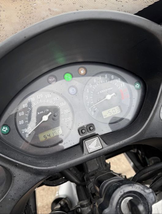 Motor szosowo - turystyczny Honda CBF600