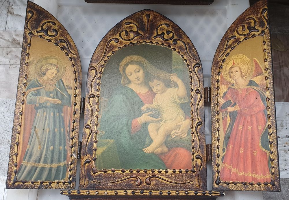 Trípticos Religiosos em Madeira