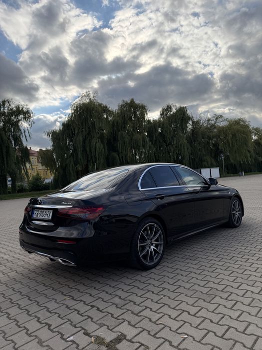 Auto do Ślubu Mercedes E klasa 700 zl