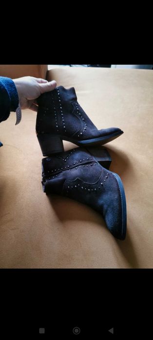 Botki damskie Carmela r.36