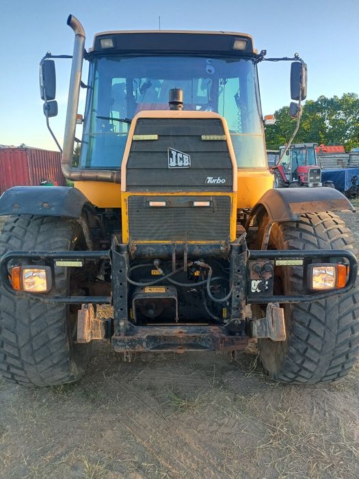 Sprzedam JCB fastrac z przyczepa hds tandem